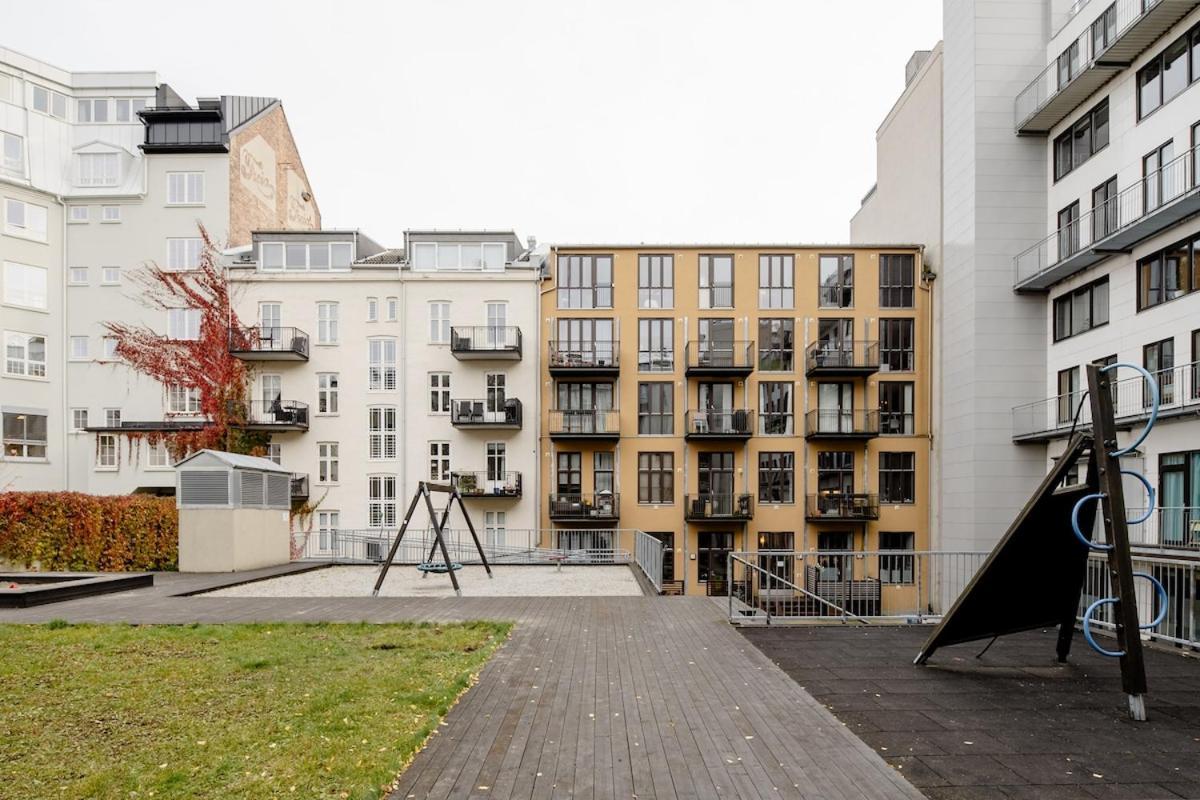 Leilighet Family Apt, Balcony And Roof Terrace *